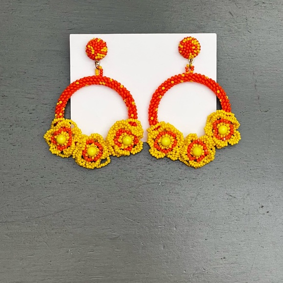 High Heels on the High Road Jewelry - 🌼Orange Yellow Hibiscus 2” Hoop Floral Flower Tiki Pinup Hawaiian Bead Earrings
